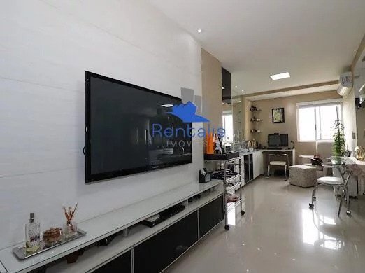 LINDO APARTAMENTO MOBILIADO NA QS 05-4