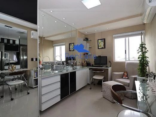 LINDO APARTAMENTO MOBILIADO NA QS 05-5