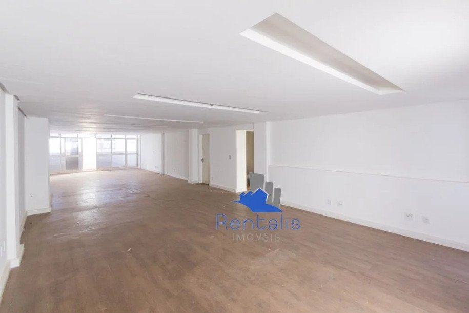 COBERTURA COMERCIAL NO EDIFÍCIO PLANALTO OK-10
