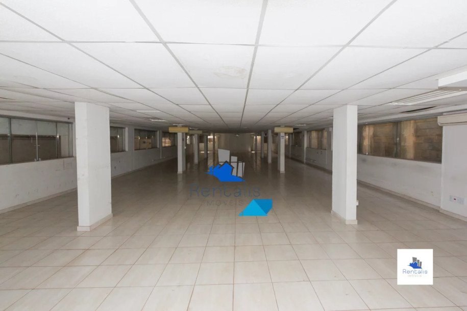 EDIFÍCIO LUIZA - PRÉDIO COMERCIAL NO SETOR BANCÁRIO SUL-13